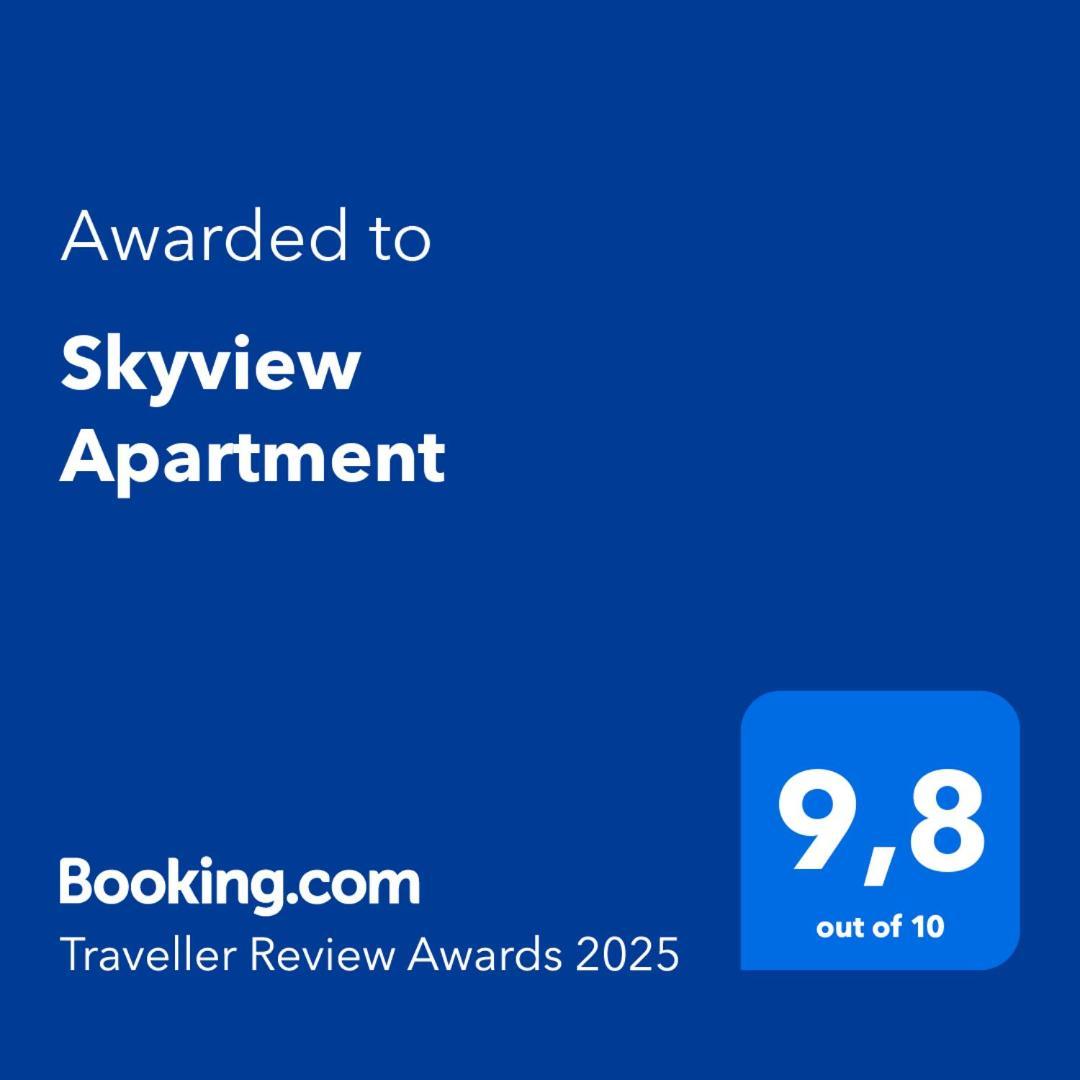 Skyview Apartment- Rooftop Penthouse With Sunset & Sea Views Flic en Flac Exterior foto